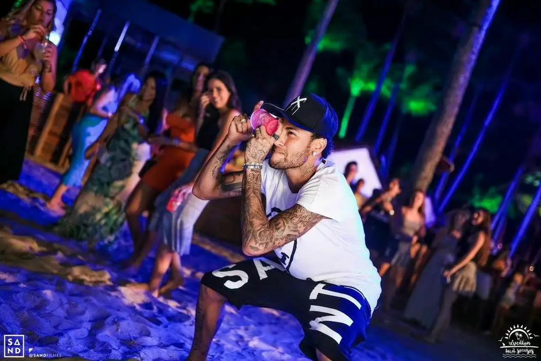 尤文薪金／出场时间比：热格罗瓦每分钟7812欧，伊尔迪兹垫底