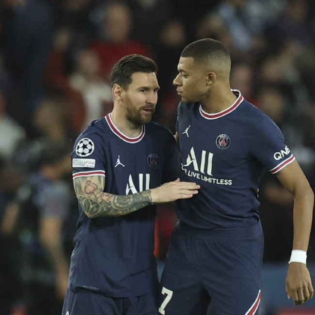 美记：若哈登进入交易市场，火箭和森林狼将是潜在追求者