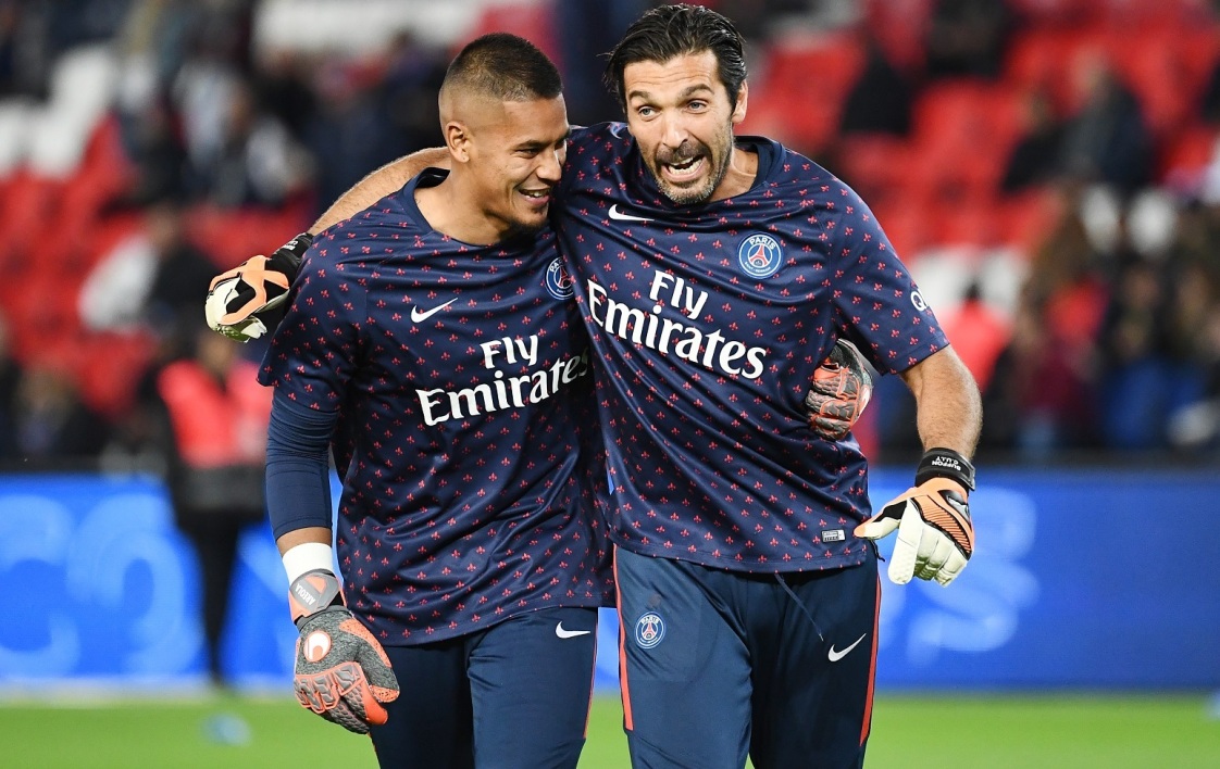 奥莱报：尼科-帕斯有望参加明年世界杯，完赛后大概率回皇马